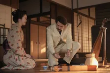 『ばけばけ』ヘブン、トキに”おつかい”を頼む　第36回場面カット