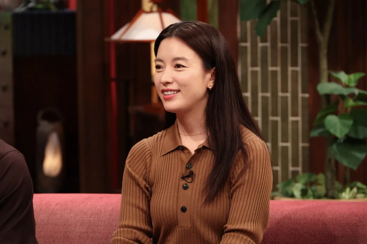 明石家さんまがメロメロ…「憧れの韓国女優さん」日本バラエティー出演　ハン・ヒョジュが『さんまのまんま』に