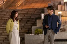 岩田剛典主演『金髪』“恋人”にドン引きされる「おじさん注意喚起動画」解禁