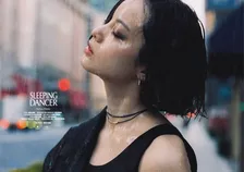 平手友梨奈、ソロ初のオフィシャルカレンダー発売　“在ったかもしれない1日”をコンセプトに撮り下ろし