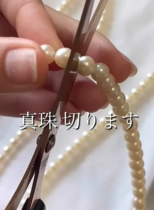 祖母が遺した“真珠ネックレス”を分解したら…ハンドメイド作家の本気に「考えたこともなかった！」「おばあちゃん喜んでる！」