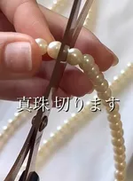 祖母が遺した“真珠ネックレス”を分解したら…ハンドメイド作家の本気に「考えたこともなかった！」「おばあちゃん喜んでる！」