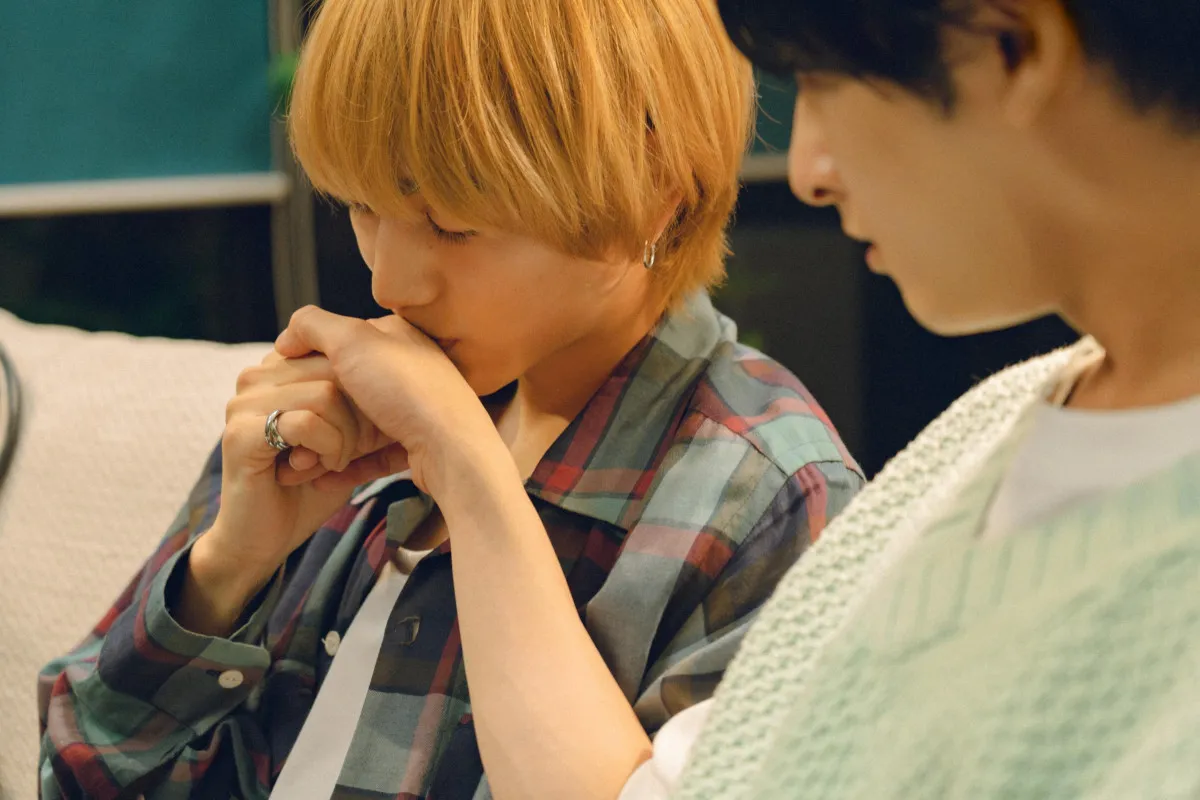 羽山麻水（駒木根葵汰）、嫉妬で“見たことない表情”に　『２５時、赤坂で Season２』第8話場面写真公開