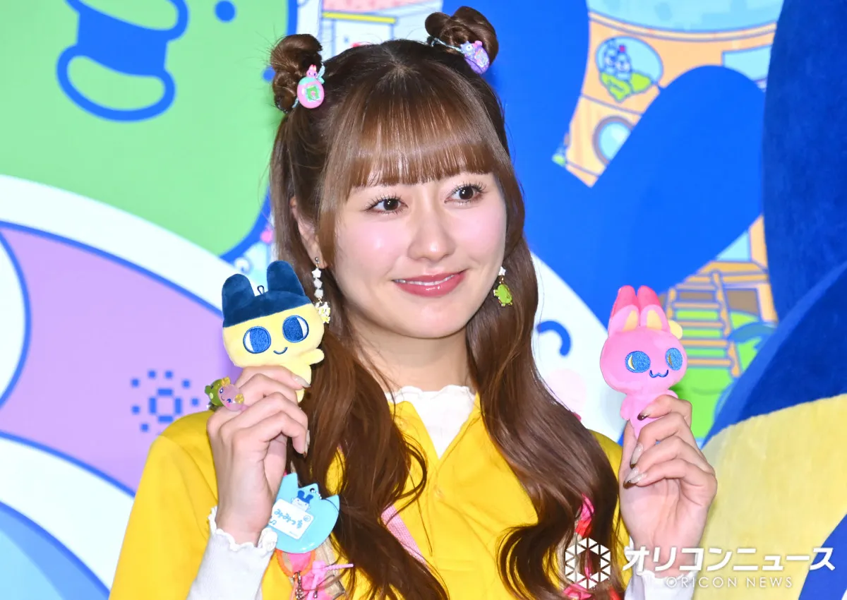 佐々木彩夏、たまごっちと同い年　幼少期は2台持ちで「母性本能はたまごっちで養った（笑）」