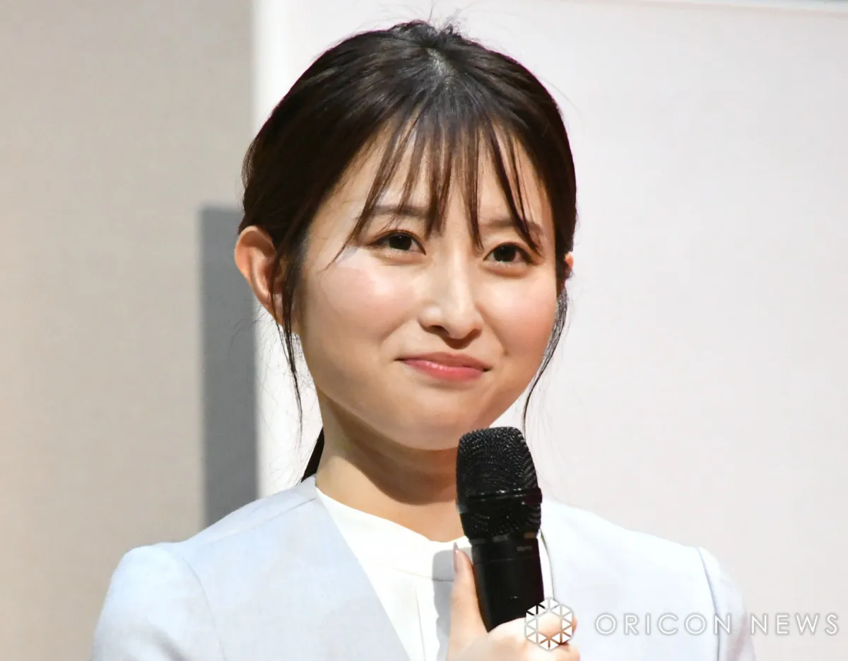 読テレ佐藤佳奈アナ、テレビ局の垣根超えた仲良し4ショット「美人4人姉妹」「スッピンが綺麗すぎる」