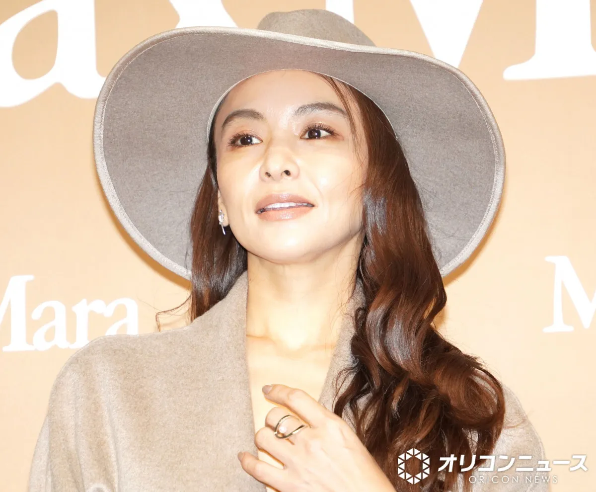 滝沢眞規子、エレガントなたたずまいで魅了　憧れの女性像語る「品がある自分になりたい」