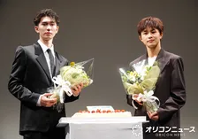草川拓弥、樋口幸平とともに誕生日サプライズ受け困惑「“こころ”がついていかない」　夏目漱石の名作着想の短編ドラマイベント