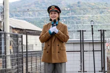 村重杏奈、地元・山口で出発式に登場　400人が見守る中「乗りたかった」