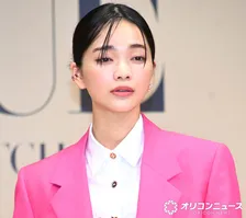 来年朝ドラ主演・見上愛、今年の漢字は“愛”　理由は「名前の由来と同じ」
