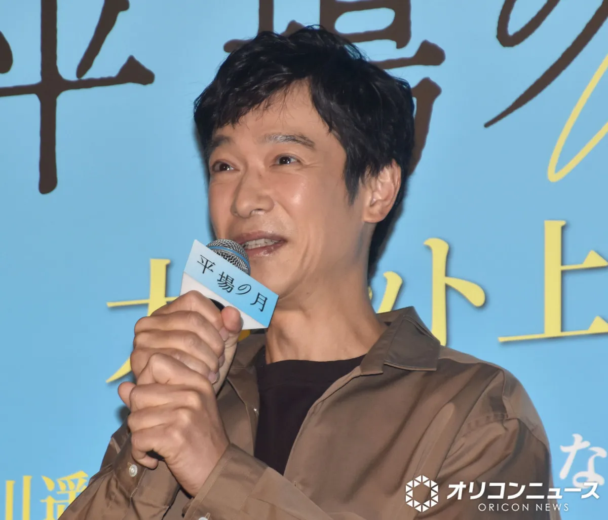 52歳・堺雅人、老眼でアドリブ　ネックレスつけるシーンで視界がぼやけ「見えない…」