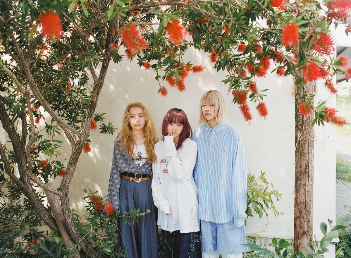 Chilli Beans.がNetflix新作アニメ『プリズム輪舞曲』主題歌を担当　『花より男子』神尾葉子が手がける完全新作