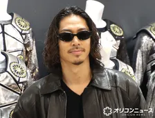 EXILE AKIRA、”170体以上”歴代衣装前に感慨「EXILEマンになるためのアイテム」