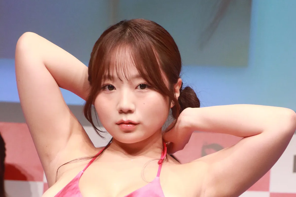 身長154cm、Iカップのミニマムグラマーの超新星・小野たまり『ミスFLASH2027』ファイナリストに「“一日一たま”していただければ」