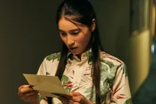 土屋太鳳＆佐久間大介『マッチング TRUE LOVE』、“真実の審判”映像解禁　カップルが隠していた過去や秘密が暴かれる