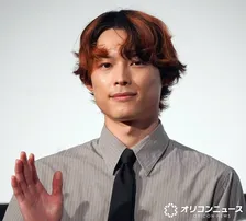 松村北斗、『高校生クイズ』翌日に主演映画クイズに挑戦「どろんこになったりしないですよね？」