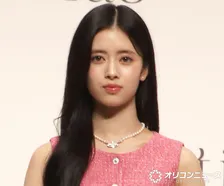 NiziU・RIMA、印象ガラリなイメチェン姿に絶賛の声　父・Zeebraも驚き「ママかと思った！すご」　母はモデル・中林美和