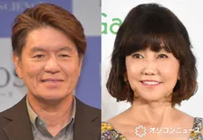 松本伊代「収録に向かう途中パパ発見」　“休憩中”の夫・ヒロミと2ショット披露