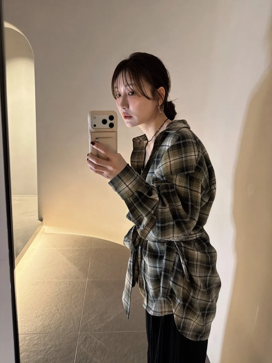 『あいのり』桃、2年かけた注文住宅に後悔「家建て直したい」「もう、やだ！」　照明位置に不満「はぁ、、、」