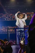 Nissy、歌えなくても「会いたい」を実現したイベントに約6万3000人　多彩なゲスト＆ファンが“40歳の誕生日”お祝い　今後の歌唱についても言及「日々リハビリ」