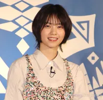 西野七瀬、青木マッチョ指導で“筋トレ”に励む姿が公開　「西野マッチョ爆誕」の声