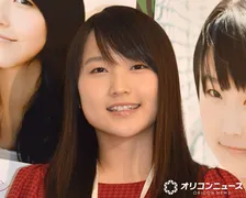 元モー娘。28歳になった鞘師里保、大胆キスシーンに反響「ダメでしょ！？え？？？」「公式でもここ切り抜くんですね」