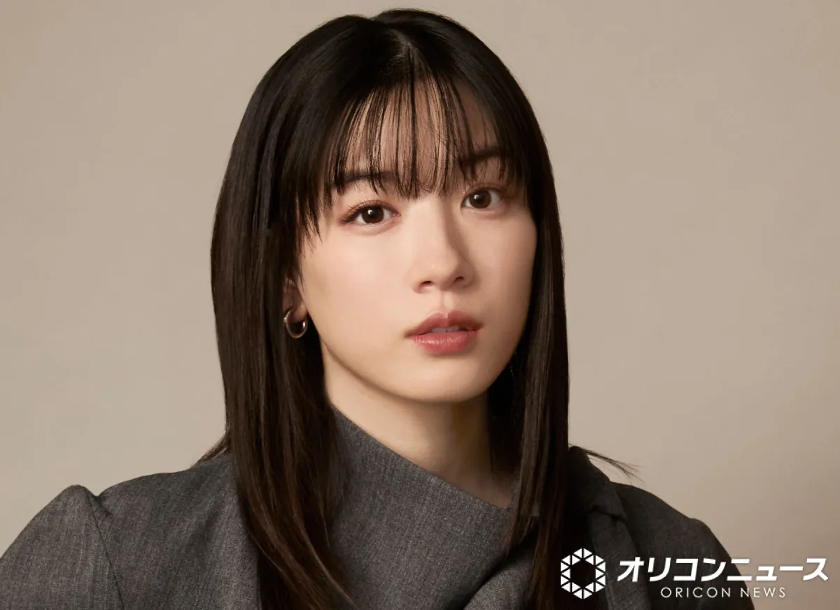 永野芽郁、27歳の誕生日にキュートなオフショットが公開　ファン歓喜「肌きれっ！」「まつ毛長すぎる」「カッパ芽郁ちゃんもかわいい」