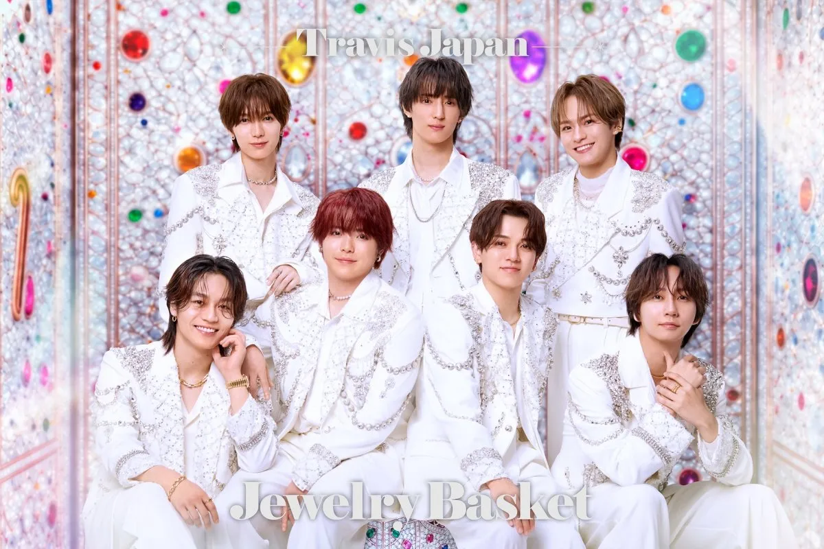 Travis Japan、新アルバム『Jewelry Basket』ジャケット公開　キラキラな“王道アイドル”＆シックで幻想的なビジュアルに
