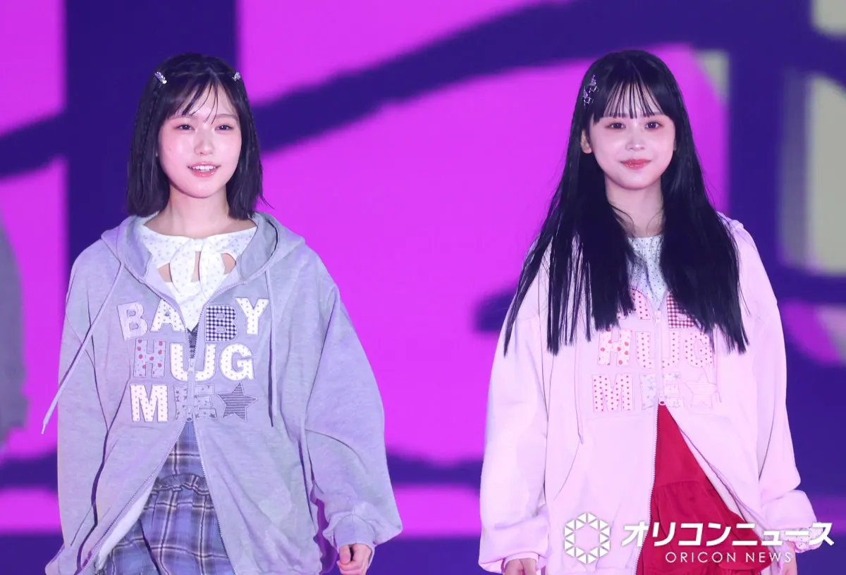 【ガルアワ】“カジサック”の娘・梶原叶渚＆乃木坂46・増田三莉音、かわいさ満点のランウェイ披露　カジュアル×ガーリーで魅せる
