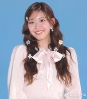 【ガルアワ】“今日好き”小林ゆあ、ピンク＆リボンのガーリーコーデ　多幸感あふれるランウェイ披露