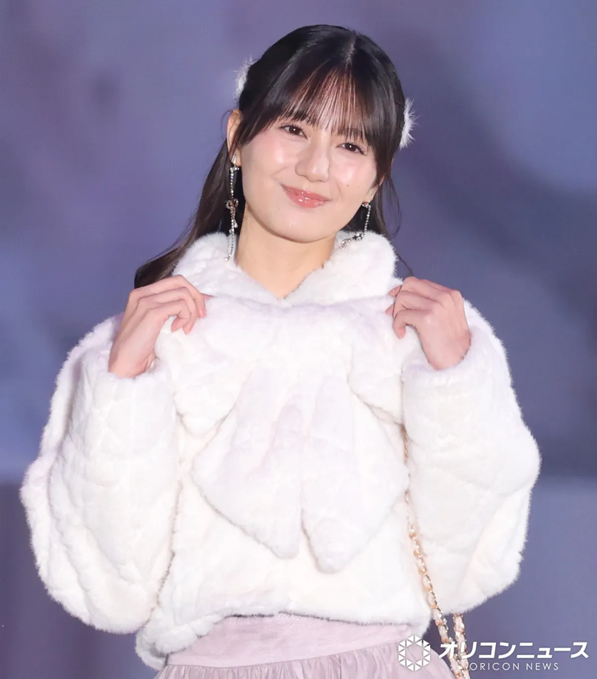 【ガルアワ】日向坂46・小坂菜緒、甘さあふれる“ふわふわ”コーデで会場を虜に