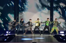 【ガルアワ】“Z世代のアイコン”NCT WISH、大トリで幕張熱狂　TRF名曲カバーに大歓声