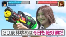 グラドル・林ゆめ vs さらば・東ブクロ「Tシャツをより濡らした方が勝ち」対決
