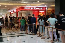 ミスタードーナツ、中国・上海に1号店が開店　長蛇の列で最大約4時間待ち　初日は約6700個を販売【初日販売ランキング】
