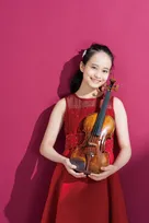 15歳のバイオリニスト・HIMARI、初のフルアルバムで快進撃　クラシック作品の最年少記録を更新