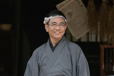 『ブラッサム』岩田幸三役に八嶋智人　【キャラクター紹介】