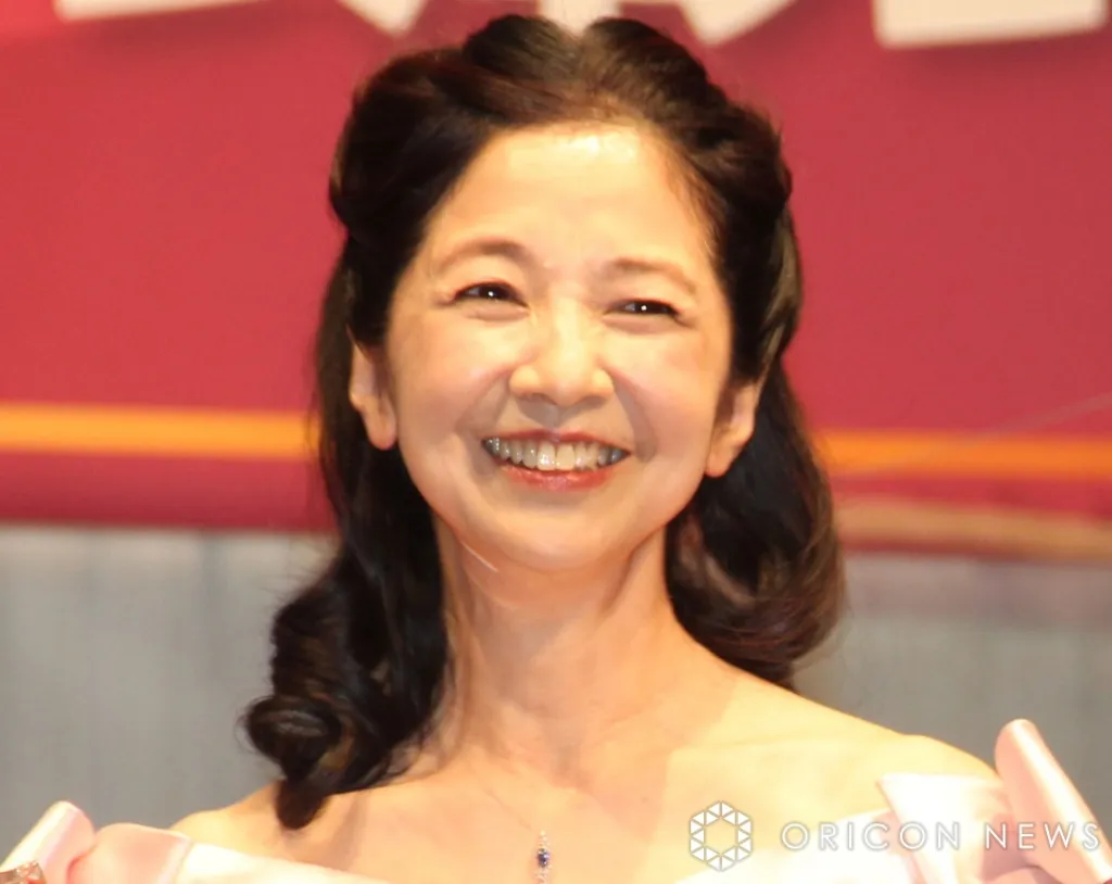宮崎美子、水着カレンダー発売の裏側　篠山紀信さんが縁　衣装合わせで水着が…「ビビるでしょ？」