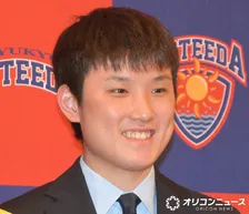 【卓球】張本智和、60年ぶり快挙成し遂げた『アジア大会』回顧し感謝つづる「これからも努力し続けます」　妹・張本美和との2ショットも公開