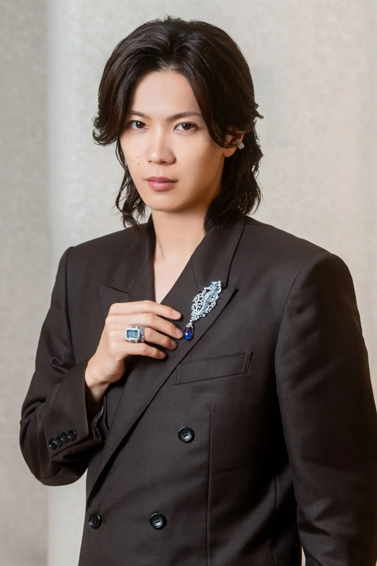 Number_i神宮寺勇太、初の香港来訪「とても刺激を受けました」　優美なジュエリーを着用【コメント全文】