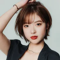 元乃木坂46・和田まあや、挙式＆披露宴を報告　夫とのウエディングショット公開「ドレス姿とてもきれい」「幸せそう」