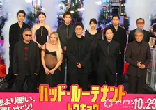 小栗旬、歌舞伎町に降臨「愛を劇場で受け取って」　間宮祥太朗、西野七瀬ら豪華キャスト集結