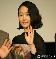 黒木華、独特すぎるダンスを“無音”で撮影　小池栄子が真剣に見守る「なんなのこの女性って」