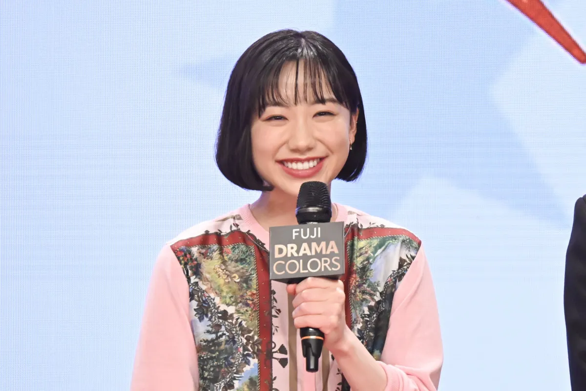 芦田愛菜、ドラマ現場で歌やものまね　お茶目で明るい姿に共演者も救われる