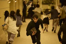 『ハイド＆シーク』福士蒼汰、極限チェイスのラブミステリー開幕　『あまちゃん』共演・杉本哲太が叔父役として登場