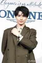 本田響矢、医者役を再び熱望「ご縁があれば生きてみたい」　腕時計が映えるクラシカルな装いで登場