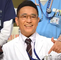 八嶋智人『救命病棟24時』27年ぶりレギュラー復帰は“試練”　ユーモア交え自身の見どころをアピール「悲哀を感じていただければ」