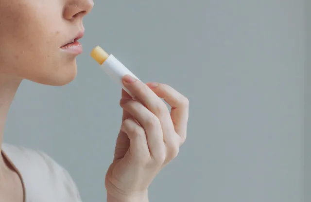 「懐かしすぎる！」ロート製薬が公開した“昔のリップクリーム”に「どこ行ってたん？！探したんやで？？？！！」