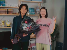 のん＆藤ヶ谷太輔、富士サファリパークでダジャレ対決　最終話オフショットも解禁