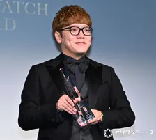 HIKAKIN、金のロレックスを身に着け感慨「高級時計に憧れて東京に出てきて…」　『Tokyo Watch Award』を受賞