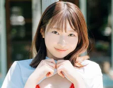 ムエタイ世界女王の姉を持つ新生アイドル・Chara、『ヤングマガジン』で初グラビア　「昔から人を惹きつける才能があると思います」と姉も太鼓判