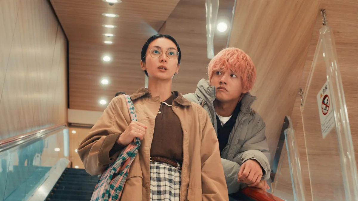 柴咲コウ＆赤楚衛二、“恋に落ちる”とは違う心地いい関係『余命一年、男をかう』新場面写真